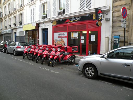  Pizza Hut, rue de l'Annonciation